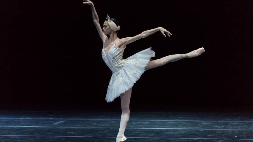 Cenerentola, l’etoile Lucia Lacarra pronta a incantare il Brancaccio article-post