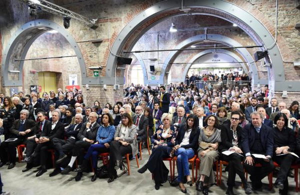 L’editore di Altaforte, ospite al Salone del Libro, dichiara: «Sono fascista, l’antifascismo è il vero male del Paese»