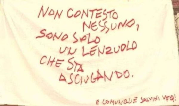 Le Balconiadi di Milano. La top 10 degli striscioni contro Matteo Salvini