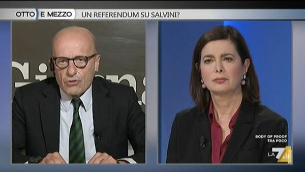 Boldrini gela Sallusti sulle pagine di bufale chiuse da Facebook: «Anche Il Giornale ha diffuso fake news su di me»