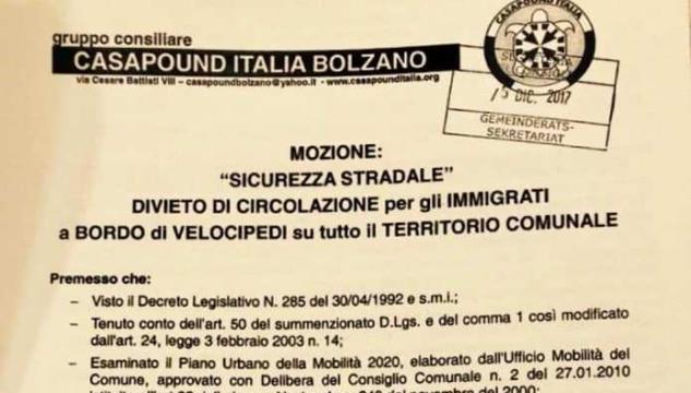 CasaPound Bolzano divieto migranti