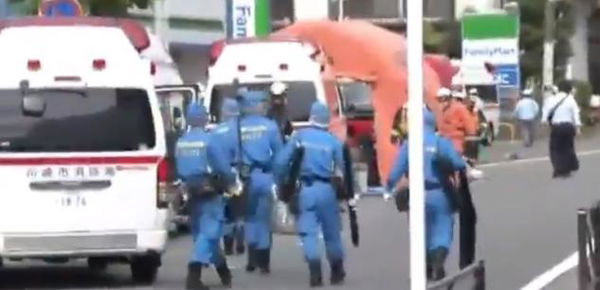 Attentato in Giappone, 17 persone accoltellate a una fermata del bus. Morti una bambina e un uomo