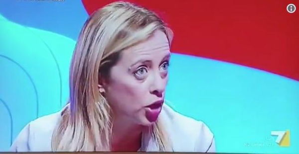 Giorgia Meloni non vuole lezioni «da chi mediamente mangia la pasta scotta col ketchup»