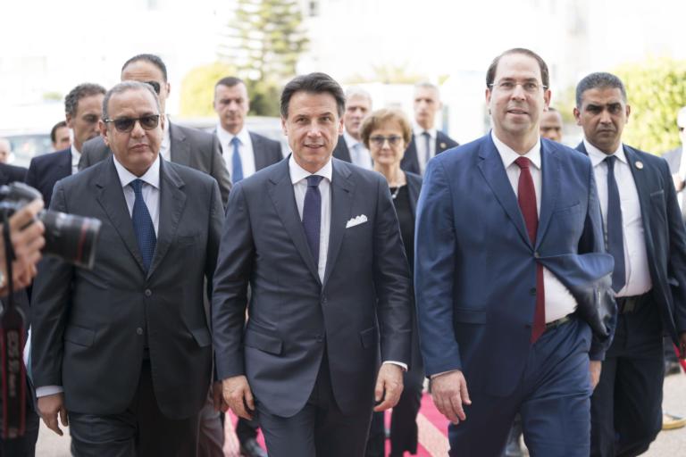 Conte, bruciato da Siri, va al contrattacco: «Chiederò la revoca del sottosegretario»