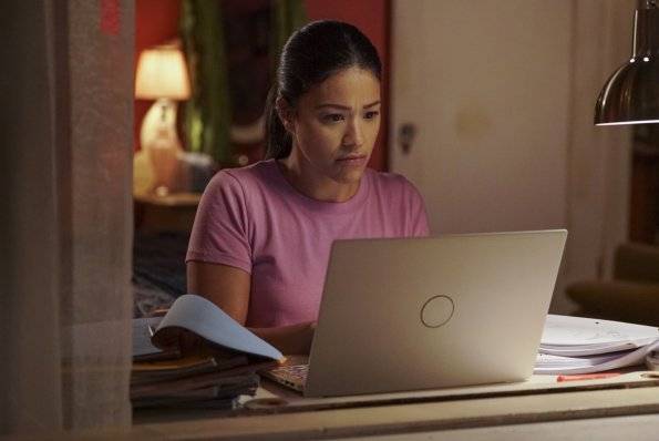 Jane The Virgin: Ci sarà uno spin-off della serie con Gina Rodriguez?