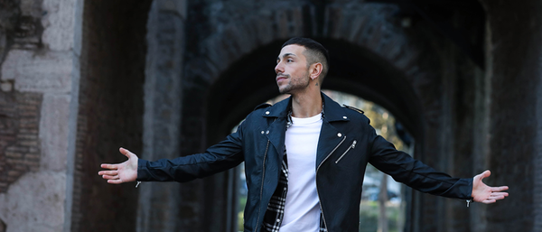 Manuel Aspidi: Il ragazzo dall’ugola d’oro esce con “Libero (I’m free)” | INTERVISTA