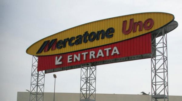 Chiude Mercatone Uno e i 1800 dipendenti lo scoprono da Facebook