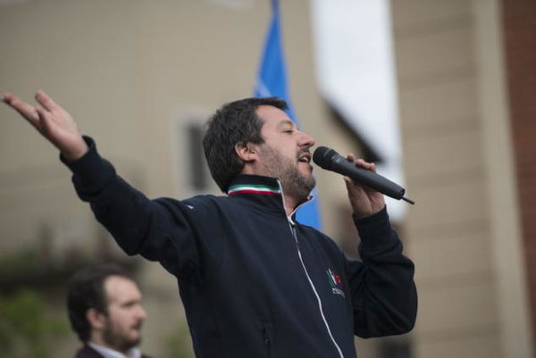 Salvini sulla chiusura delle pagine Facebook vicine alla Lega: «Fake news? Sono anche su tv e giornali»