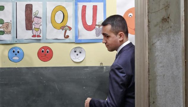 Piattaforma Rousseau deciderà il futuro di Di Maio