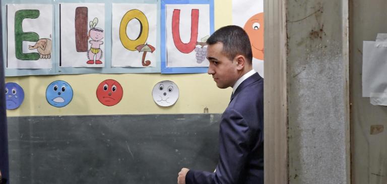 Di Maio annuncia: «Il mio destino di capo politico sarà deciso giovedì su Rousseau»