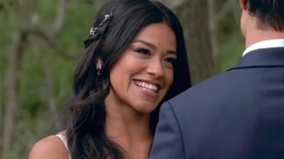 Gina Rodriguez, star di Jane The Virgin, si è sposata