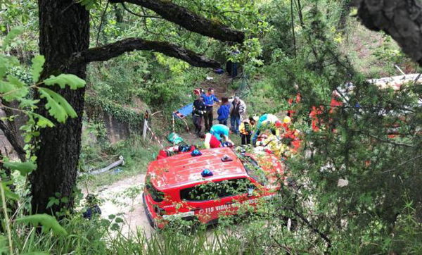 Siena, incidente autobus: una vittima
