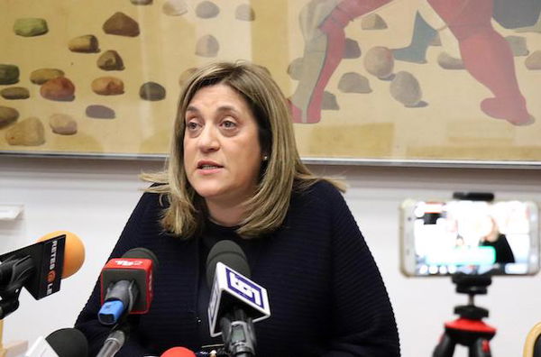 Catiuscia Marini ha presentato le sue dimissioni, ma ha votato per respingerle