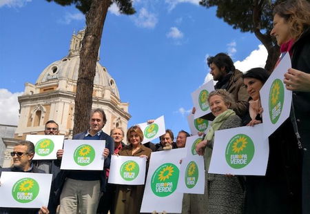 Europa Verde risponde alle accuse di Civati: «Noi antifascisti, senza se e senza ma» article-post