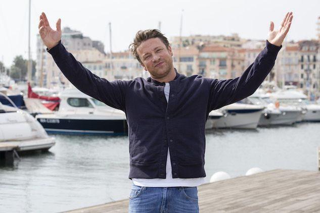 I ristoranti di Jamie Oliver falliscono, che sia finalmente conclusa l’era del finto italiano in Uk?