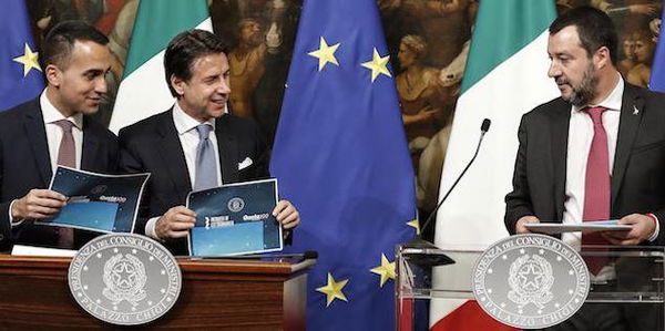 Tutte le parti, dall’opposizione al governo, richiamano Matteo Salvini a concentrarsi sulla sicurezza