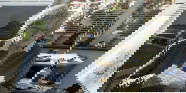 Red Joan: Recensione, spiare per salvare il mondo