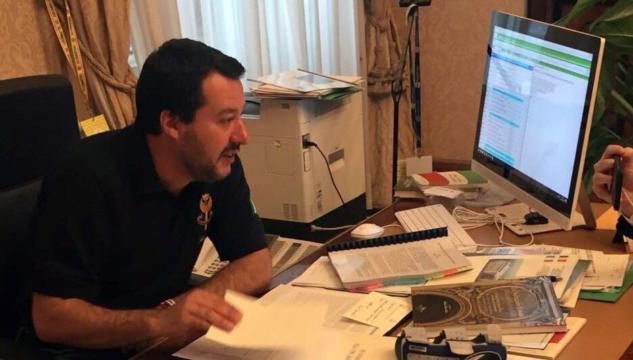 spesa salvini su Facebook