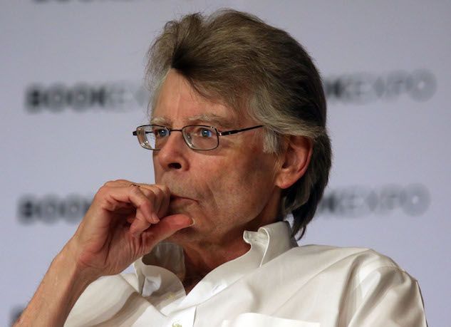 Stephen King modifica il suo prossimo romanzo «If It Bleeds» a causa del coronavirus article-post