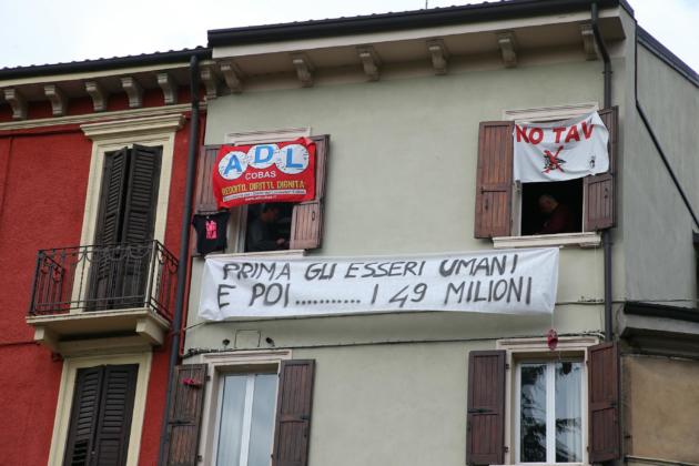 Quali striscioni su Salvini si possono mostrare (e quali no) secondo le interpretazioni delle forze dell’ordine article-post