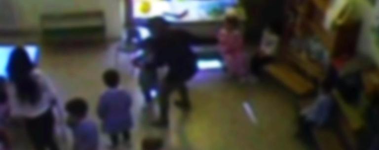 «Sei stata stuprata da tuo padre». Così gli psicoterapeuti facevano il lavaggio del cervello ai bambini