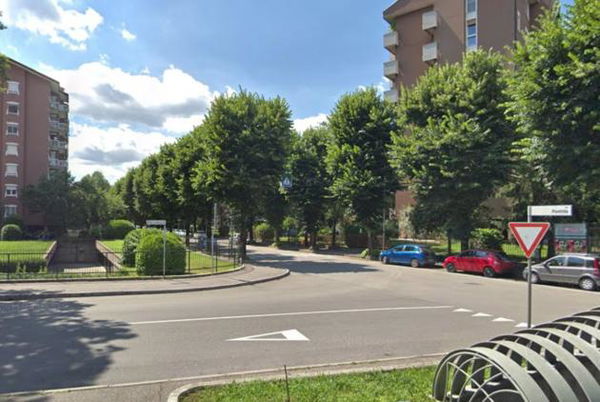 Cernusco sul Naviglio, protesta contro Altaforte: «Carabinieri e vigili hanno rimosso la mostra della memoria»