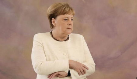 Nuovo malore per Angela Merkel. È il secondo episodio in otto giorni | VIDEO article-post
