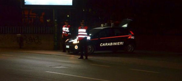 Non si ferma al posto di blocco: travolge e uccide un carabiniere