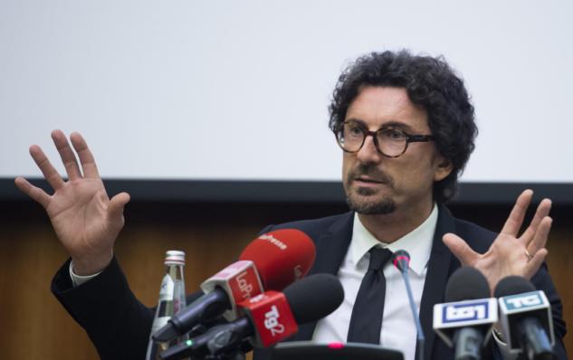 Venezia, Toninelli dice stop alle polemiche social perché lui non ha «la bacchetta magica» article-post