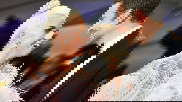 Lady Gaga: La cantante insieme a Bradley Cooper al Glastonbury Festival