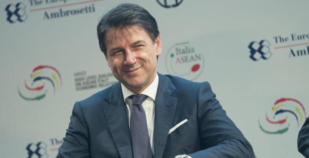 Giuseppe Conte invita a «non sfidare la Commissione Europea» sulla procedura di infrazione article-post