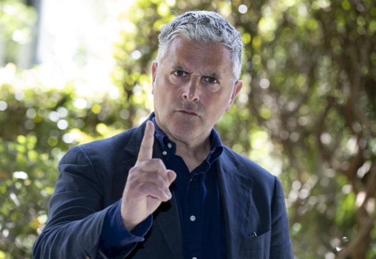 Enrico Lucci si difende dopo le polemiche su Realiti: «Era un pischello, gli ho detto di studiare»