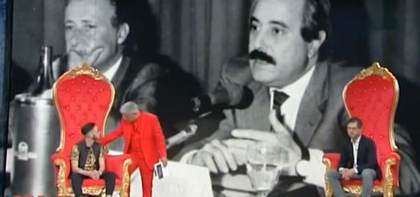 «Come ci piace il dolce, ci deve piacere anche l’amaro». È polemica sulle parole di un ospite di Realiti | VIDEO