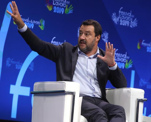 Tav, Matteo Salvini usa un latinismo per sfidare il M5s sull’alta velocità article-post