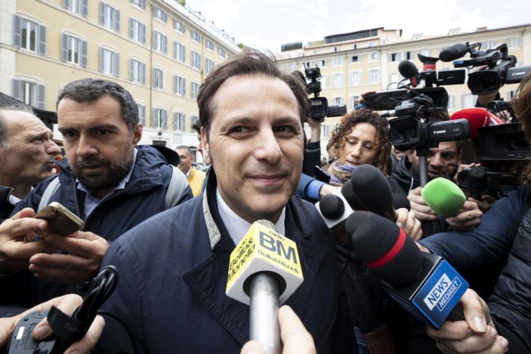 Sull’ordinanza di arresto per Arata si parla di «contatti corruttivi con Armando Siri»