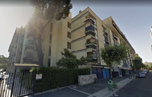 Roma, poliziotto accoltellato a Tor Bella Monaca