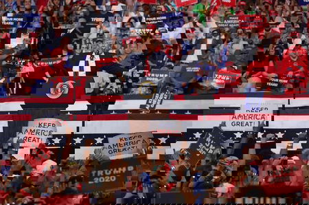 Donald Trump correrà alle elezioni del 2020: «Siamo sotto assedio» article-post