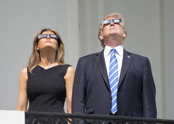 Lo spazio secondo Donald Trump: «la Luna è parte di Marte»