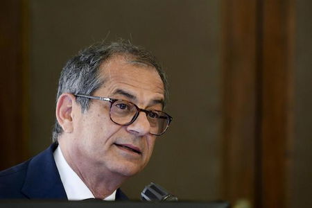 Giovanni Tria sbarra definitivamente la strada ai minibot dal G20 in Giappone: «Già dato parere negativo» article-post