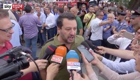 Salvini litiga con la giornalista di Sky: «Faccia domande e non comizi, se vuole si candidi» | VIDEO article-post