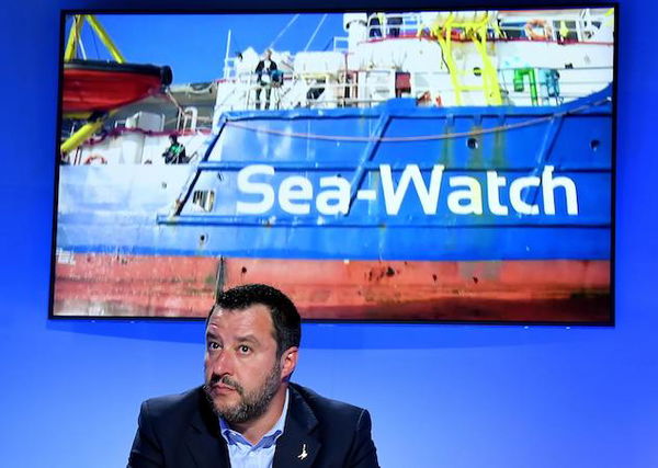 La Sea Watch dissequestrata, ora potrà tornare in mare