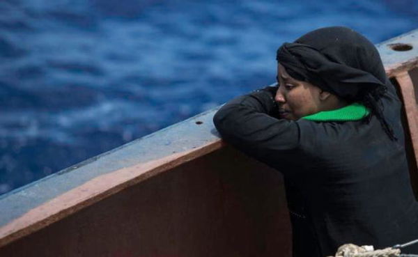 Sea Watch, l’appello della dottoressa a bordo: “Vi parlo come essere umano, non come medico”