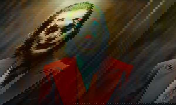 Warner Bros presenta le uscite, impressiona il “Joker” di Phoenix