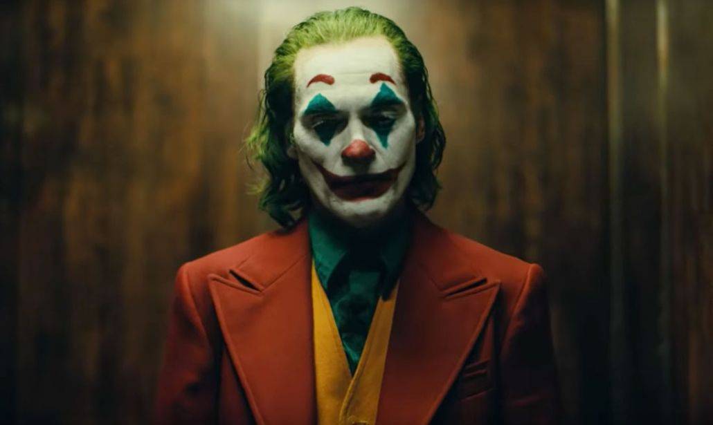 Warner Bros presenta le uscite, impressiona il “Joker” di Phoenix article-post