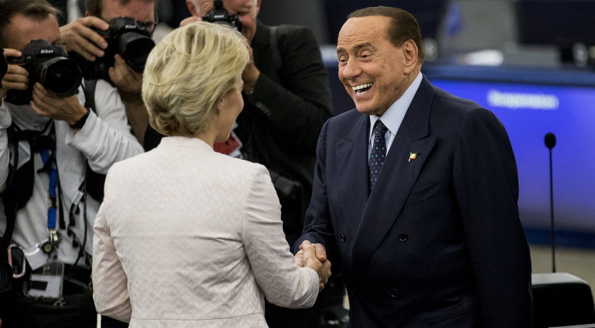 Berlusconi ci riprova e lancia l’ennesima federazione, ma di Centro article-post