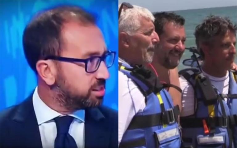 Bonafede difende Salvini: «Dispiace solo per i poliziotti messi in difficoltà» | VIDEO