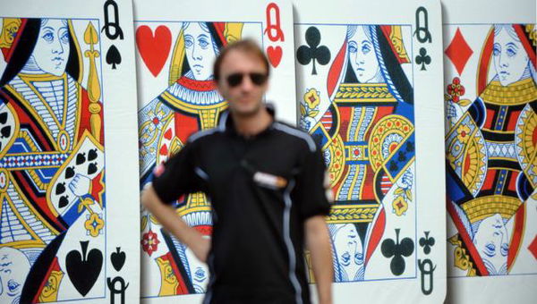 L’Agcom annacqua il divieto di spot sul gioco d’azzardo previsto dal dl dignità