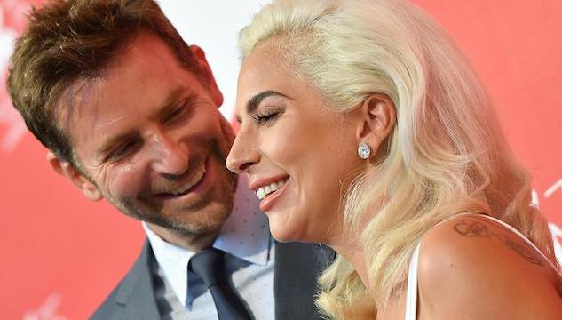 L'indiscrezione: «Lady Gaga e Bradley Cooper vivono insieme a New York»