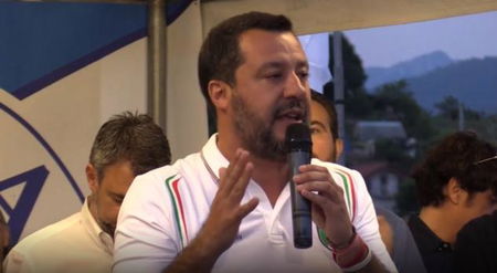Salvini insulta ancora Carola Rackete: «È una zecca tedesca» | VIDEO article-post