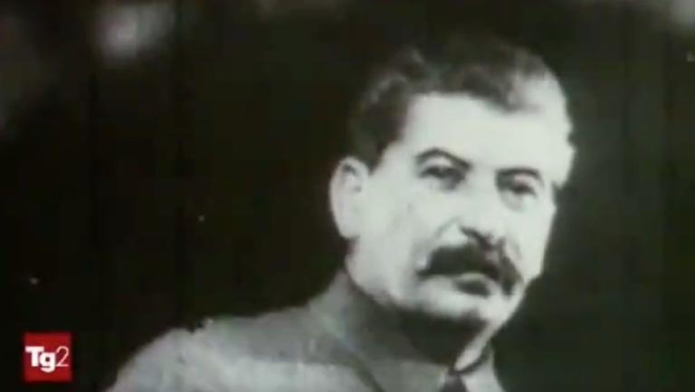 Il servizio del Tg2 sui 20mila rubli in arance per l’Unità e sull’oro di Filippo il Macedone per gli avversari di Demostene